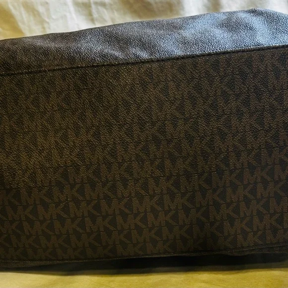 Michael Kors Jet Set Travel Brown Logo Coated Canvas Chain Tote Bag - Picture 16 of 16